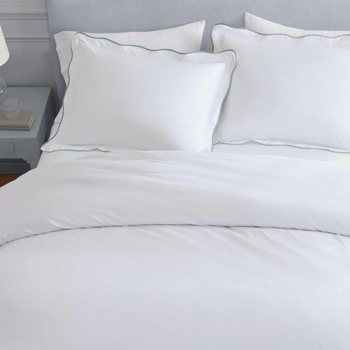 Martha Stewart - Queen Duvet Cover Set, 100% Soft Cotton Bed Set with a Smooth Cotton Percale Reverse, 3 Piece Bedding with Matching Pillowcases (Simple Scallop Green)