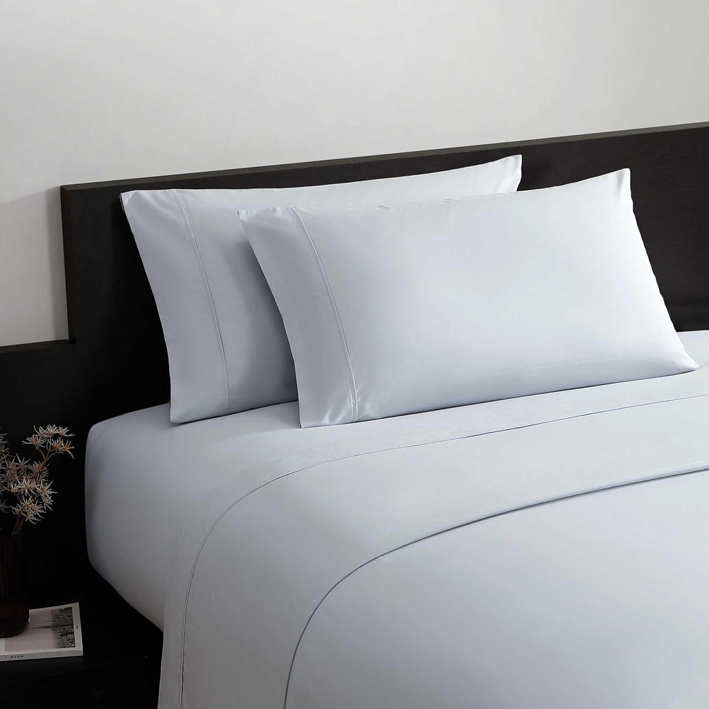 Vera Wang – Queen Sheet Set, 100% Egyptian Cotton Percale Bed Sheets with a Smooth & Crisp Feel, Deep Pockets, Bedding with Matching Fitted Sheet & Pillowcases (Blue)