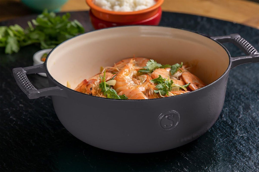 SAVEUR SELECTS Enameled Cast Iron 3-1/2-Quart Saucier with Stainless Steel Lid, Rabbit Grey, Voyage Series