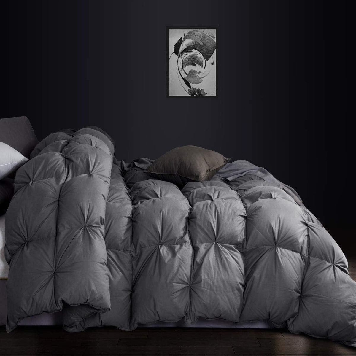 Luxurious All-Season Goose Down Feather Fiber Comforter Queen/Oversize Queen Duvet Insert (98x98), Exquisite Pinch Pleat Design- Gray, Premium Baffle Box, 100% Egyptian Cotton, 70 oz. Fill Weight