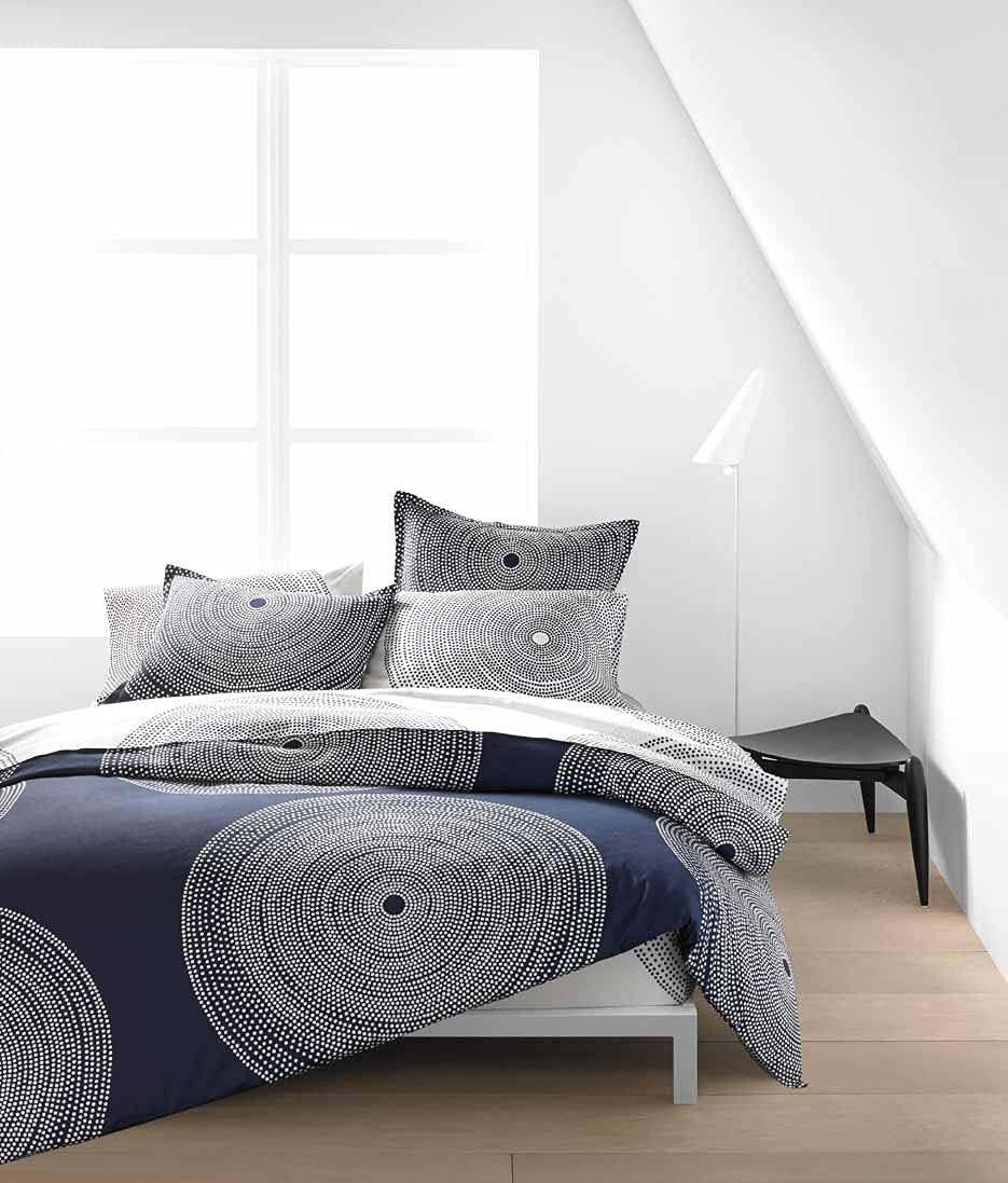Marimekko - Comforter Set, Smooth Cotton Percale Bedding with Matching Shams, Medium Weight Home Decor (Fokus Navy, Queen)
