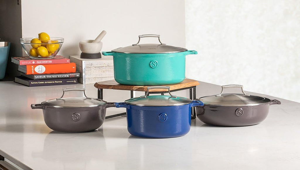 SAVEUR SELECTS Enameled Cast Iron 3-1/2-Quart Saucier with Stainless Steel Lid, Rabbit Grey, Voyage Series