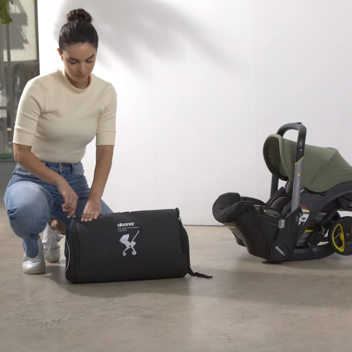 Doona Padded Travel Bag, Black
