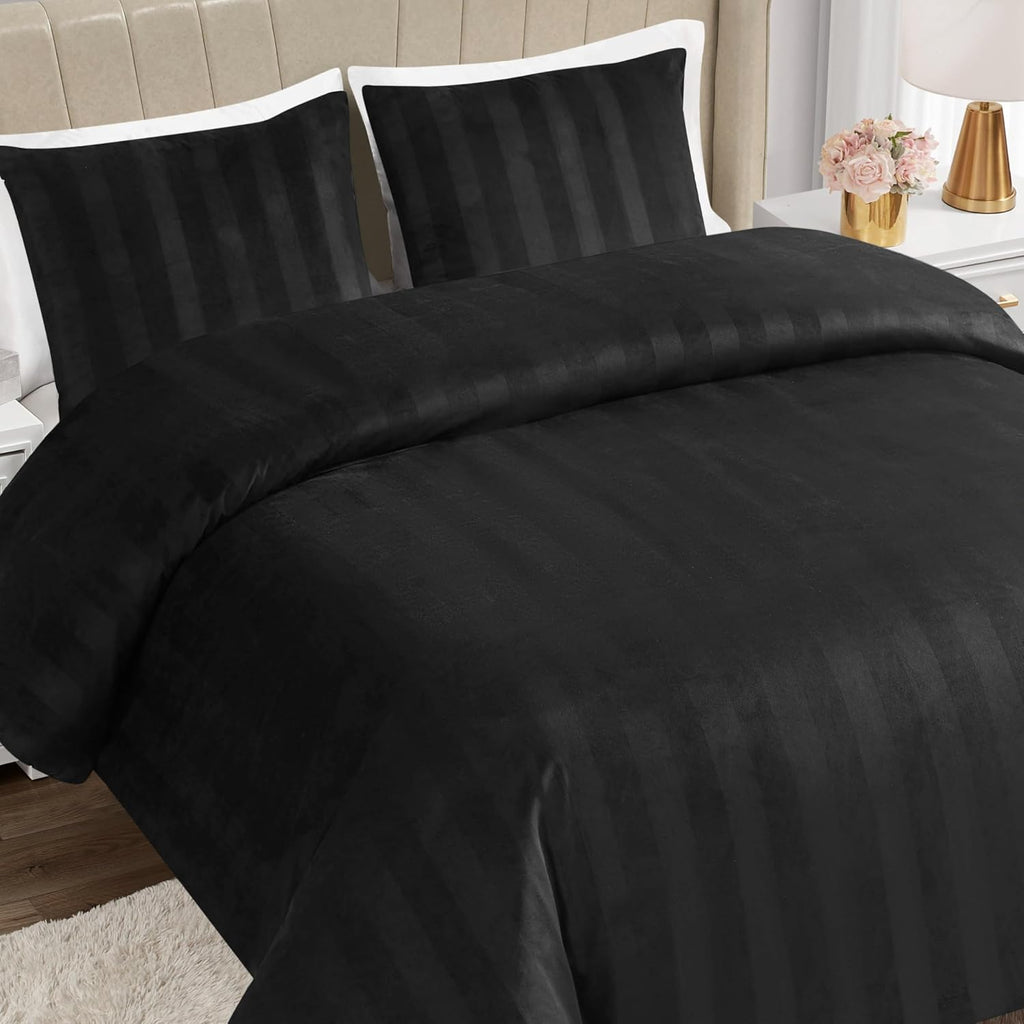Juicy Couture Jenny Velour Striped Jacquard Queen/Full Size Comforter Bedding Set Ensemble - Black 3 Piece Set