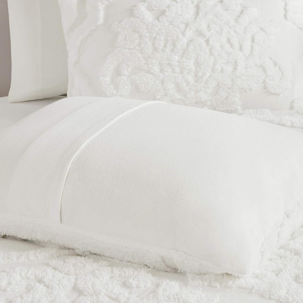 Madison Park Tufted Chenille Cotton Comforter, All Season Bedding Set, Matching Shams, Viola, Damask Off White Full/Queen(90'x90') 3 Piece