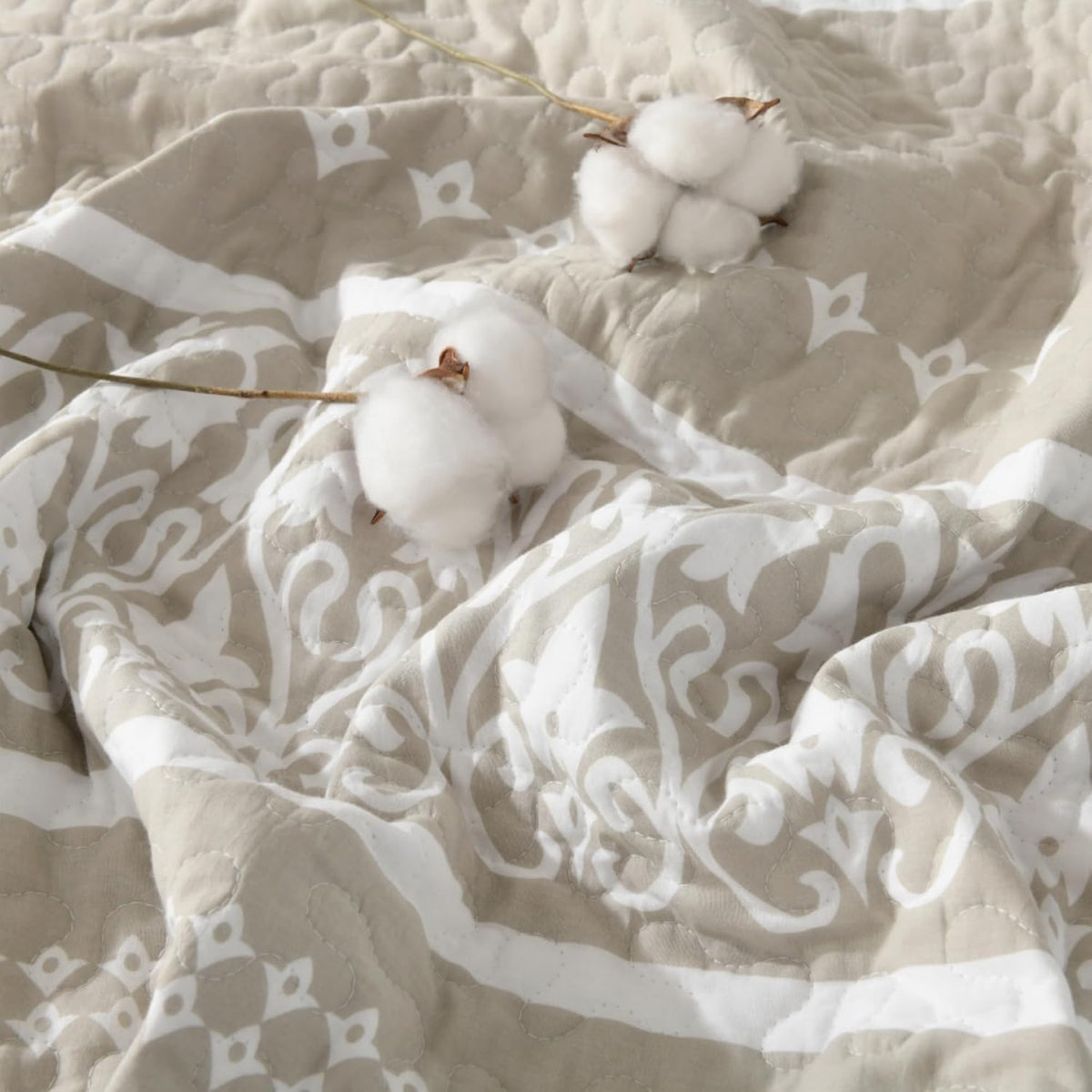 Boho Quilt Set - Boho Striped Quilt Set, 100% Cotton Bohemian Bedspread Set, Lightweight Quilt Bedding Set All Season Coverlet Set, Oatmeal Gray/White,King (106''W × 98''L)