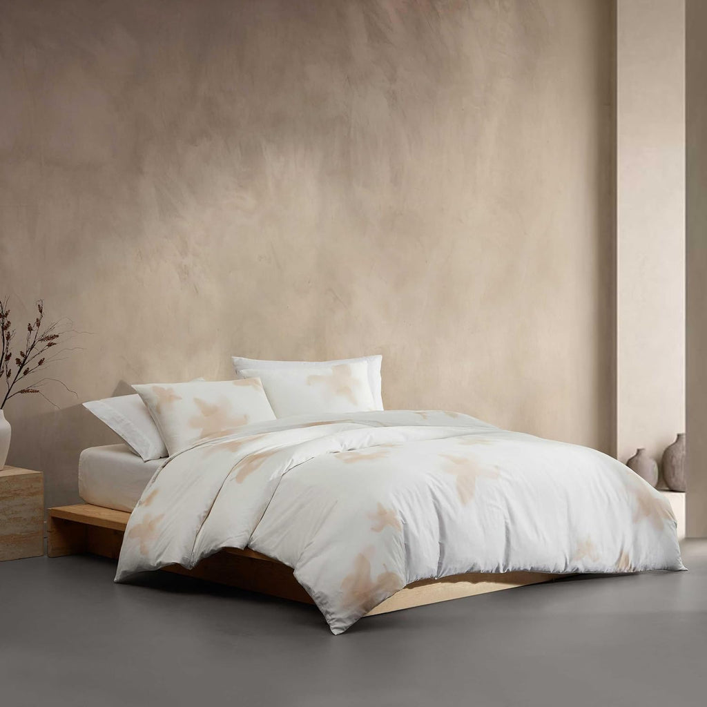 Calvin Klein - King Comforter Set, Cotton Sateen Bedding with Shams, Soft and Breathable, Smooth Silky Feel with Subtle Sheen, Lightweight All-Season Comforter, Liquid Floral Beige