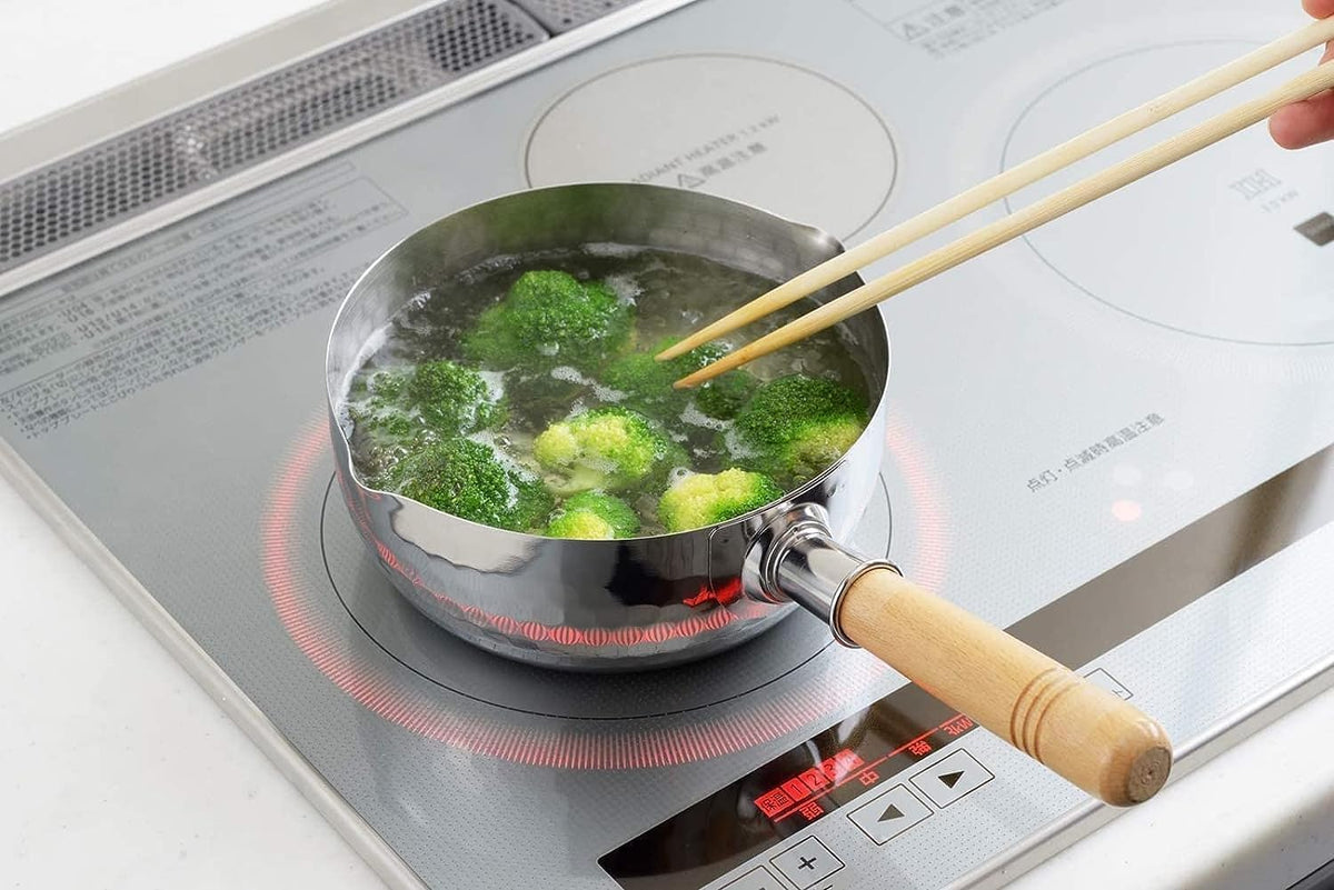 Japanese Stainless Steel Yukihira Saucepans 22cm Cooking Pot, 3 Quart, Made in Japan, 4-Pack