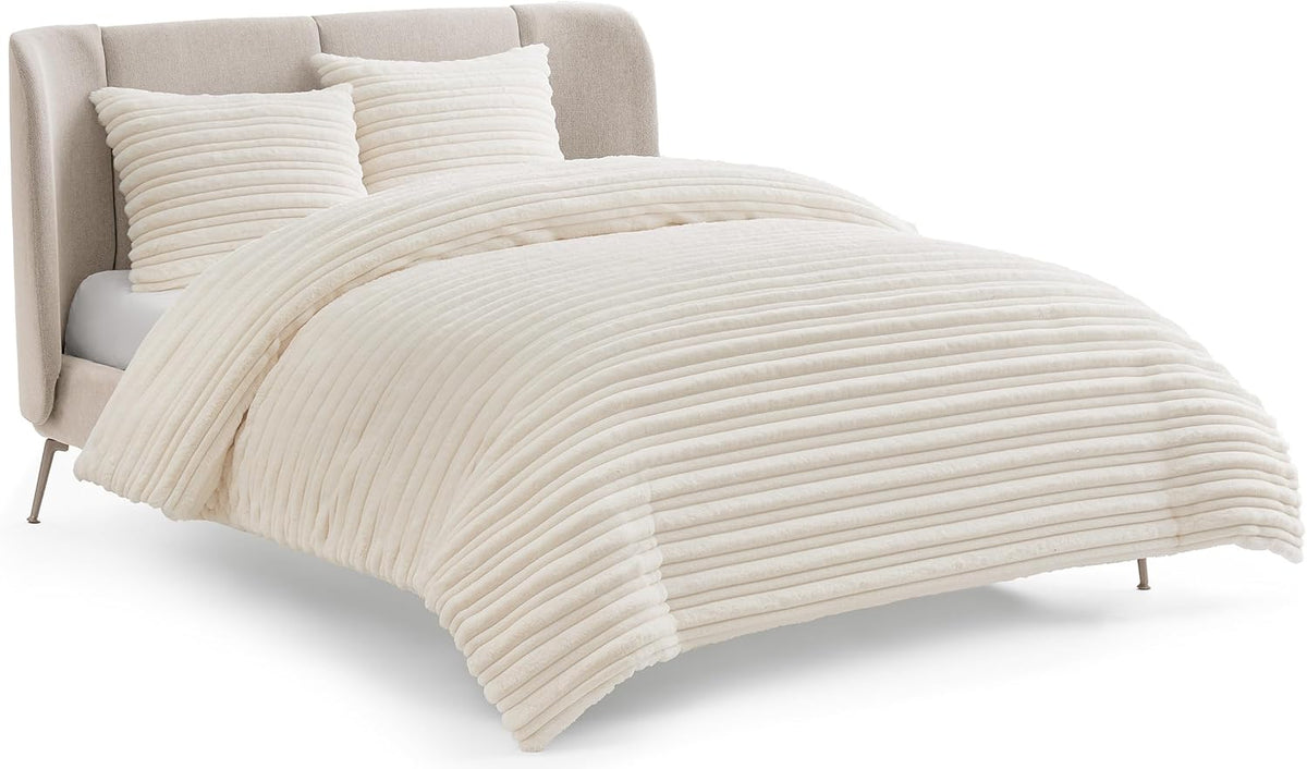 UGG Brinkley King Size Comforter Set – Plush Faux Fur Bedding for Cozy Farmhouse & Boho Chic Decor, Hotel-Style Comforter King Size with 2 Pillow Shams, Soft Bedding Set, Snow White (King) | Luxury