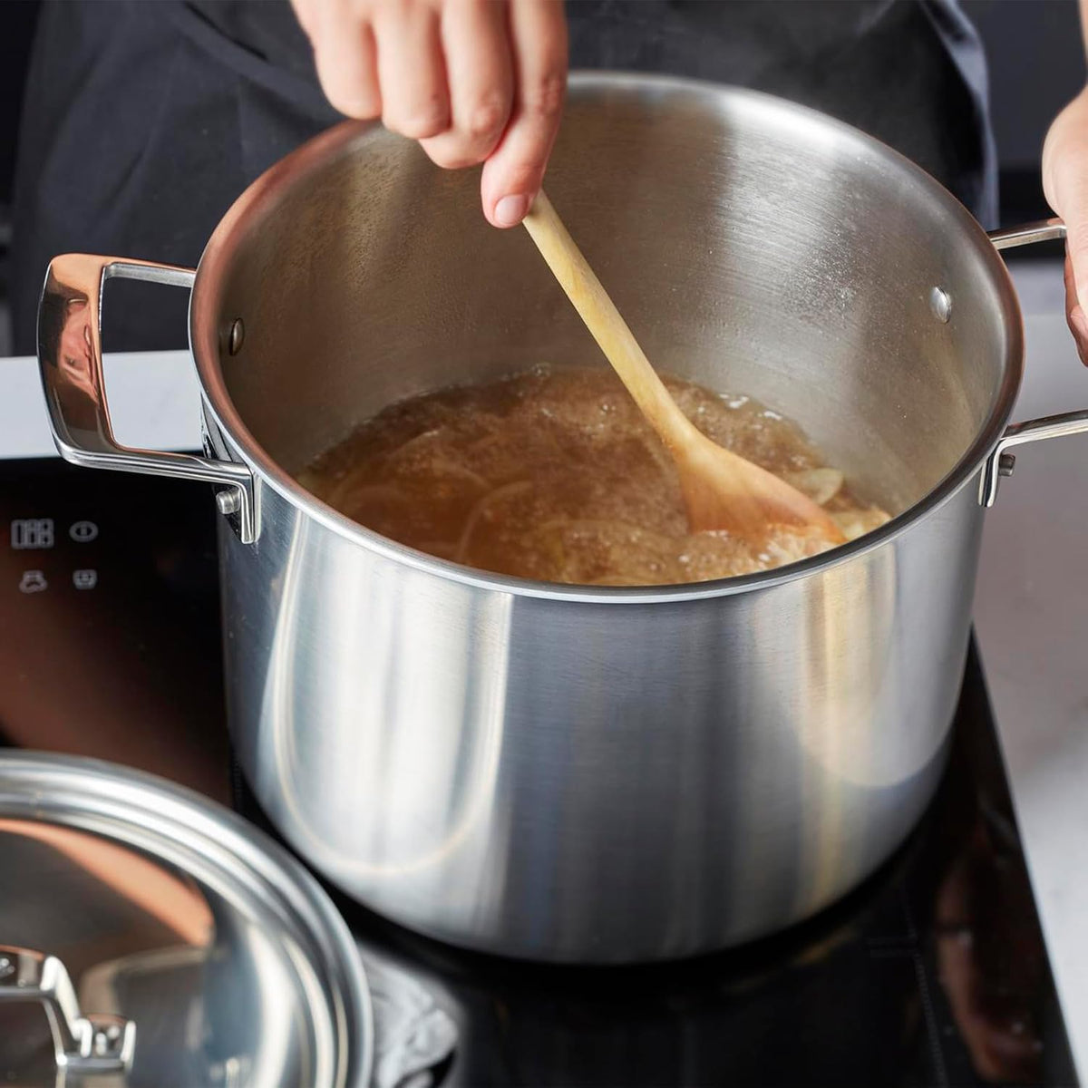Demeyere Essential 5-ply, 18/10 Stainless Steel, Stay Cool Handle, Oven Safe, Compatible with all Cooktops, Perfect Pour Edge, 8-qt Stock Pot with Perfect Fit Lid