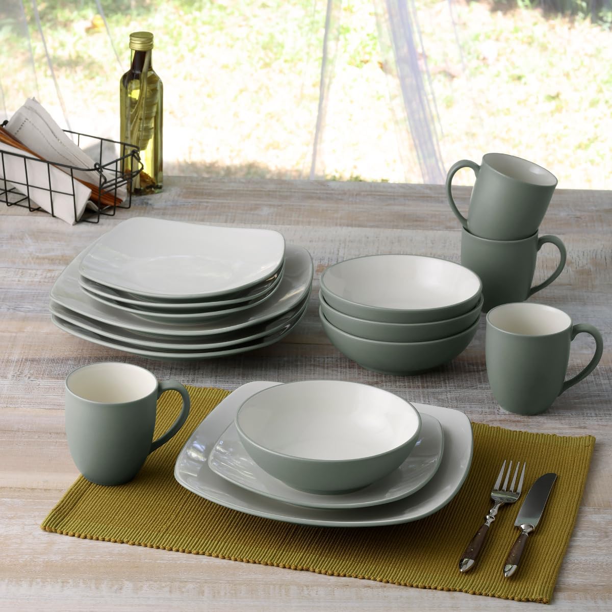 Noritake Colorwave Green 16-Piece Square Set, Service for 4 in Green