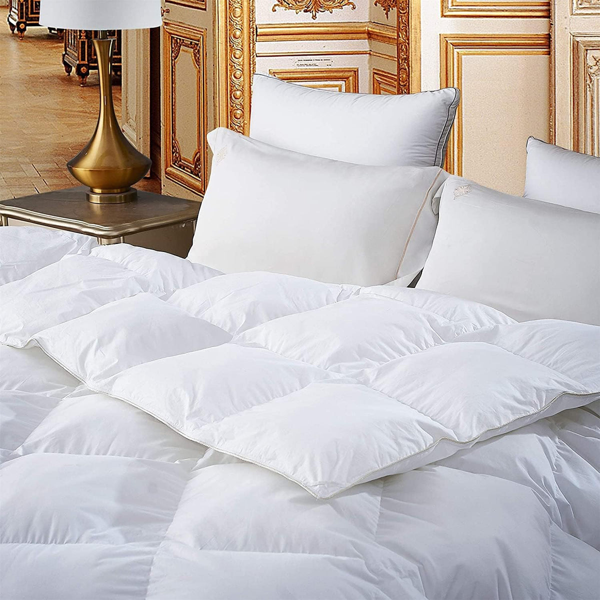 Luxurious All-Season Luxury Siberian Goose Down Comforter Duvet Insert 1200 Thread Count 120 X 98 inches, 100% Egyptian Cotton Down Feather Comforter (Palatial King, White Solid)