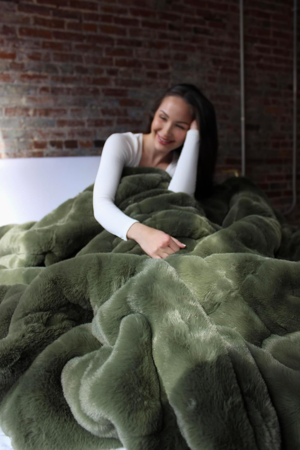 Byourbed Chunky Bunny Yoga - Coma Inducer® Twin XL Comforter - Chive