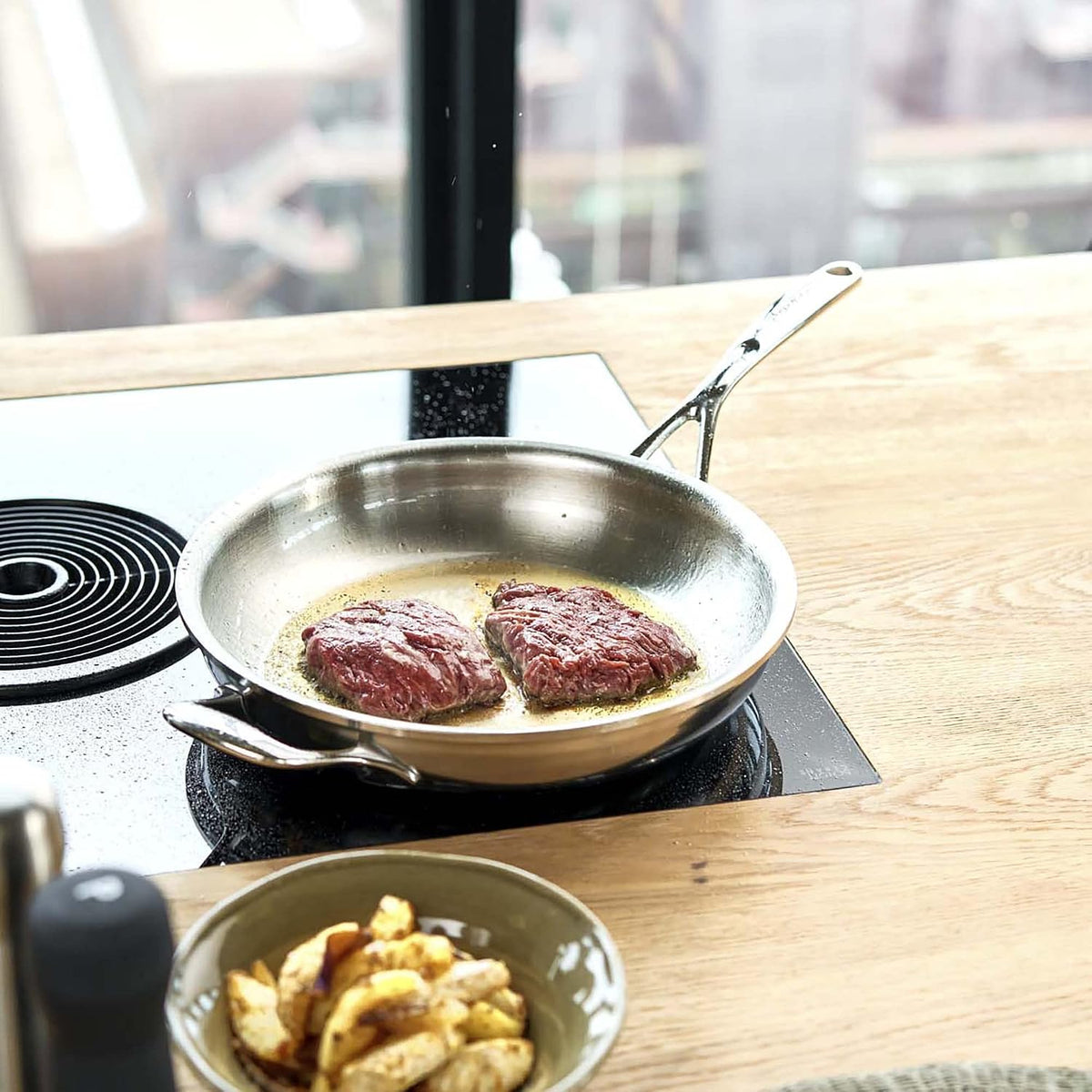 Demeyere Atlantis Proline 7 11-Inch Stainless Steel Fry Pan with Helper Handle