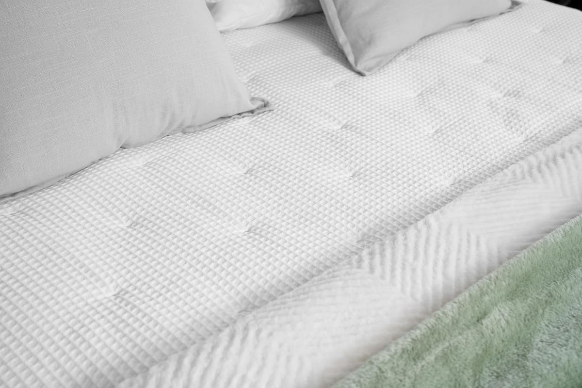 Queen Zipper Bedding Set with Patented Removable Zipper Sheets, Breathable Cotton, Durable Construction, All in one Bedding Set