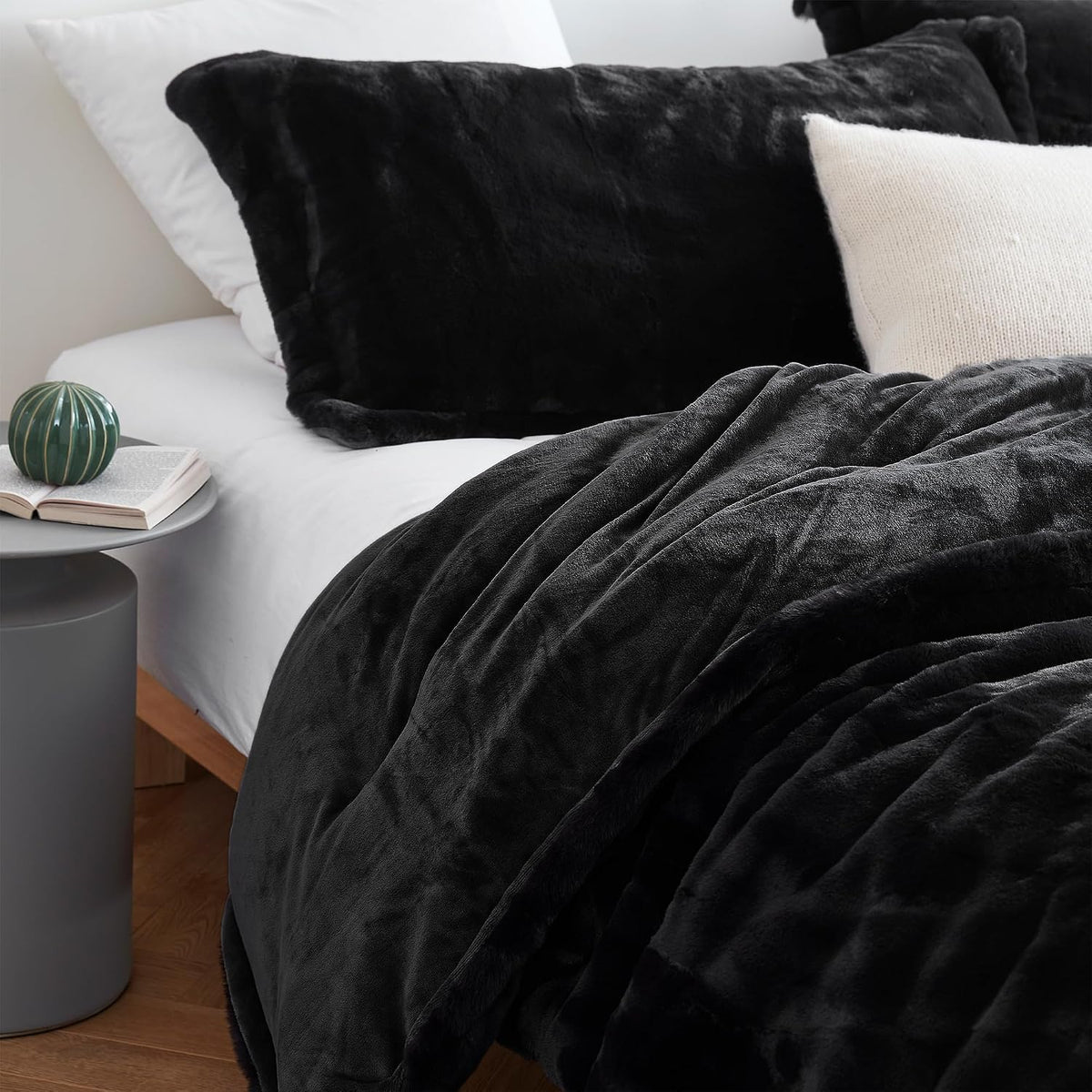 Byourbed Chunky Bunny - Coma Inducer® Oversized Queen Comforter - Rabbit Black