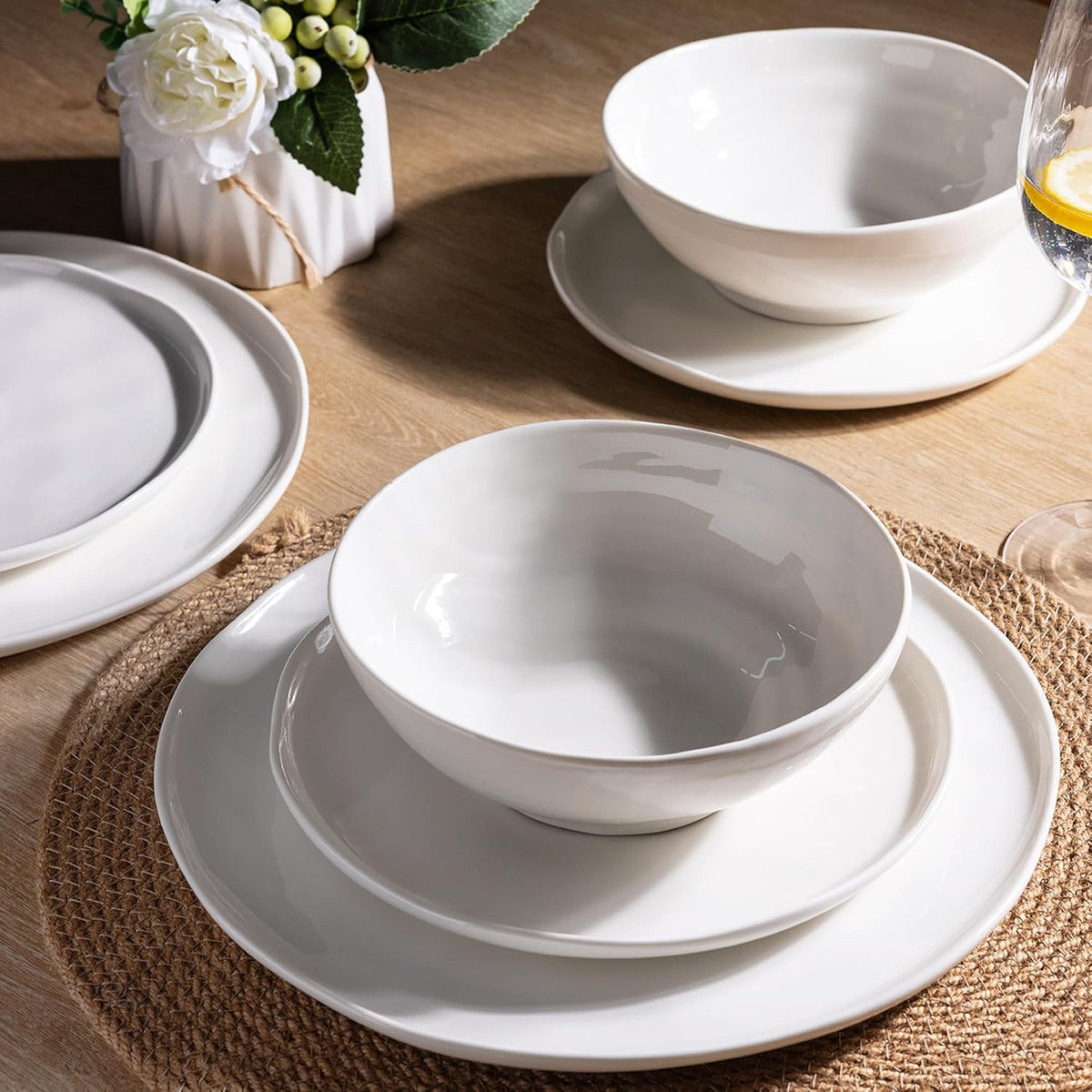 LERATIO Ceramic Dinnerware Sets for 8,Porcelain Plates and Bowls Sets with Wavy Edge, Oven &Microwave & Dishwasher &Safe,Light Weight & Scratch Resistant Dishes Sets-Service for 8 (24pcs) Peal White