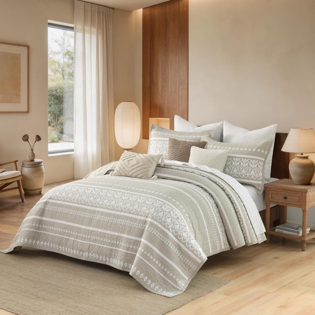 Boho Quilt Set - Boho Striped Quilt Set, 100% Cotton Bohemian Bedspread Set, Lightweight Quilt Bedding Set All Season Coverlet Set, Oatmeal Gray/White,King (106''W × 98''L)