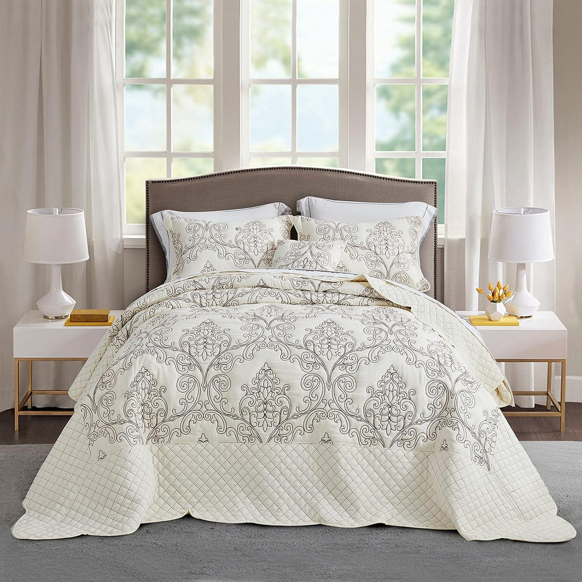 CHIXIN Oversized King Bedspread 128x120 Extra Wide - Lightweight Bedding Cover - Beautiful Stitching - 5 Piece Reversible Bedspread - Luxury Damask Paisley Pattern (King/Cal King, Ivory)