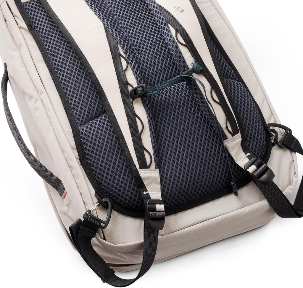 Bellroy Lite Travel Pack 30L (carry-on backpack, travel backpack for international travelers, with laptop pocket, interior packing cells and tuck-away shoulder straps) - Ash