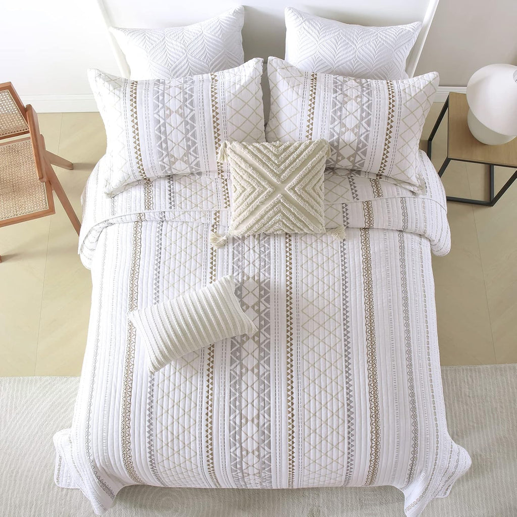 Quilt King Size, 100% Cotton King Quilt Bedding Set, Reversible Boho Striped King Bedspreads Lightweight Comforter Bed Spread King Size for All Season, 3 Pieces, White/Brown/Grey