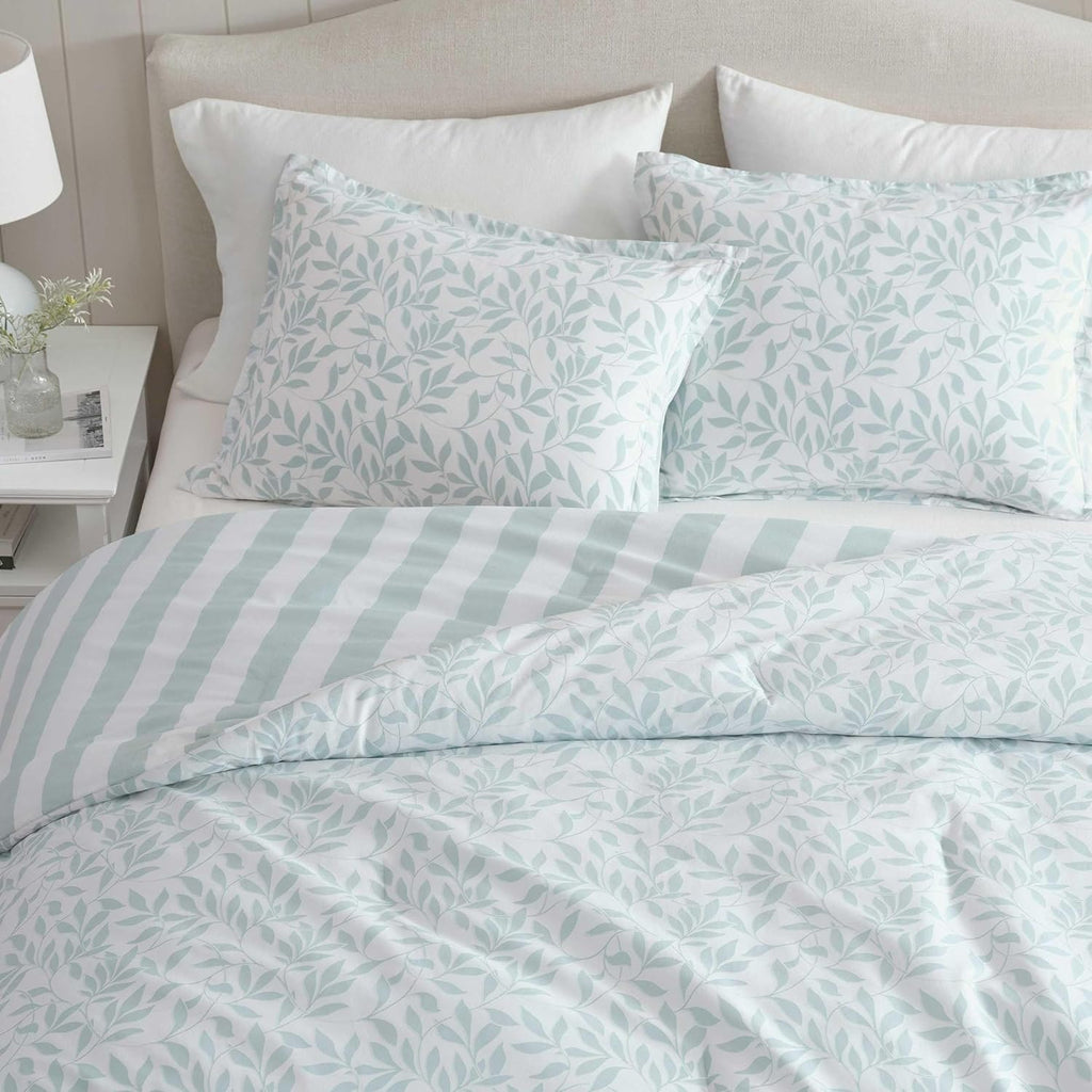 Martha Stewart - Queen Comforter Set, 100% Naturally Soft & Breathable Cotton Bedding, Lightweight for Year Round Comfort, 3 Piece Bed Set with Matching Pillowcases (Copper Vines Blue)