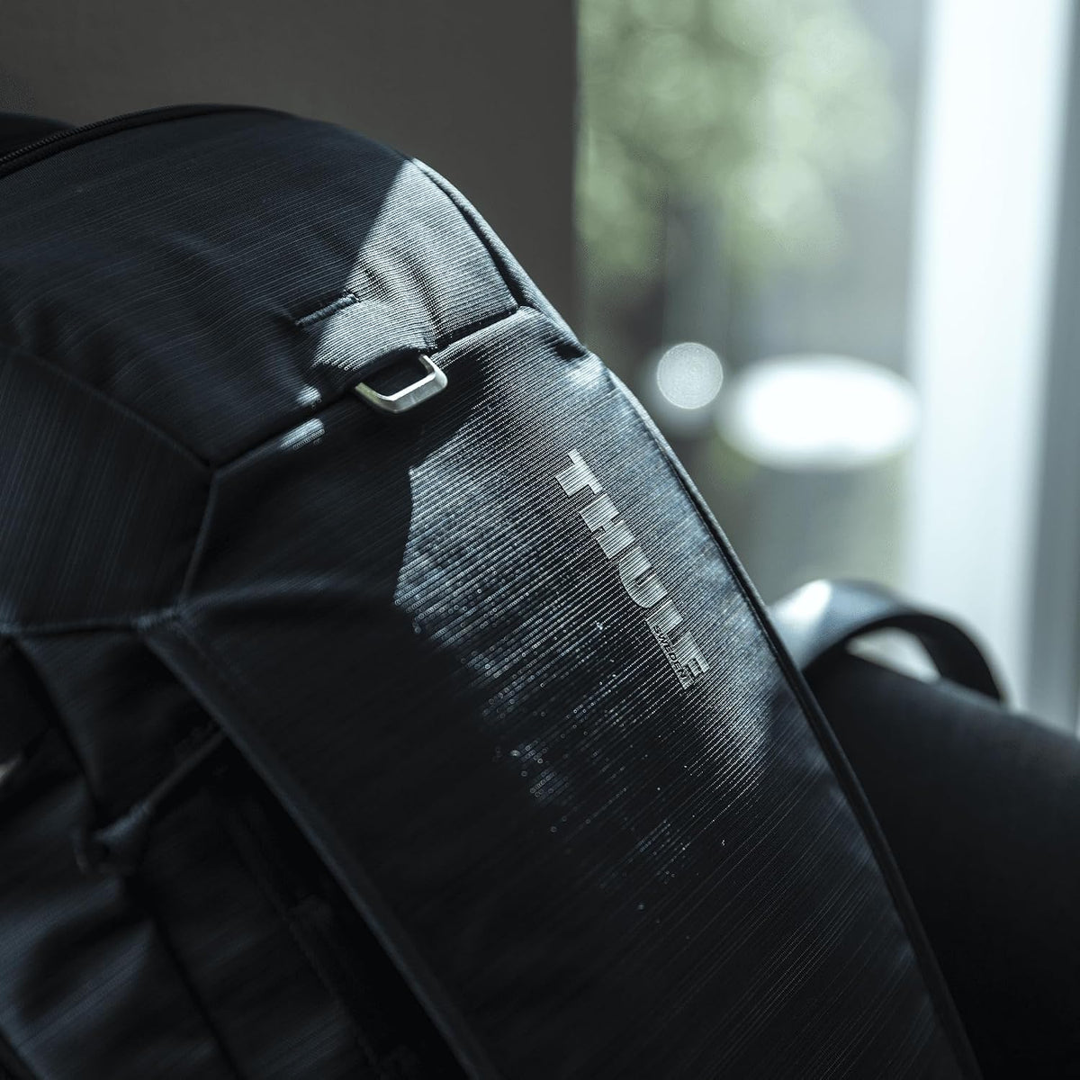 Thule Construct Backpack - School, Work & Travel - Padded Laptop Sleeve - Internal Organizational Quick Access Front Pocket