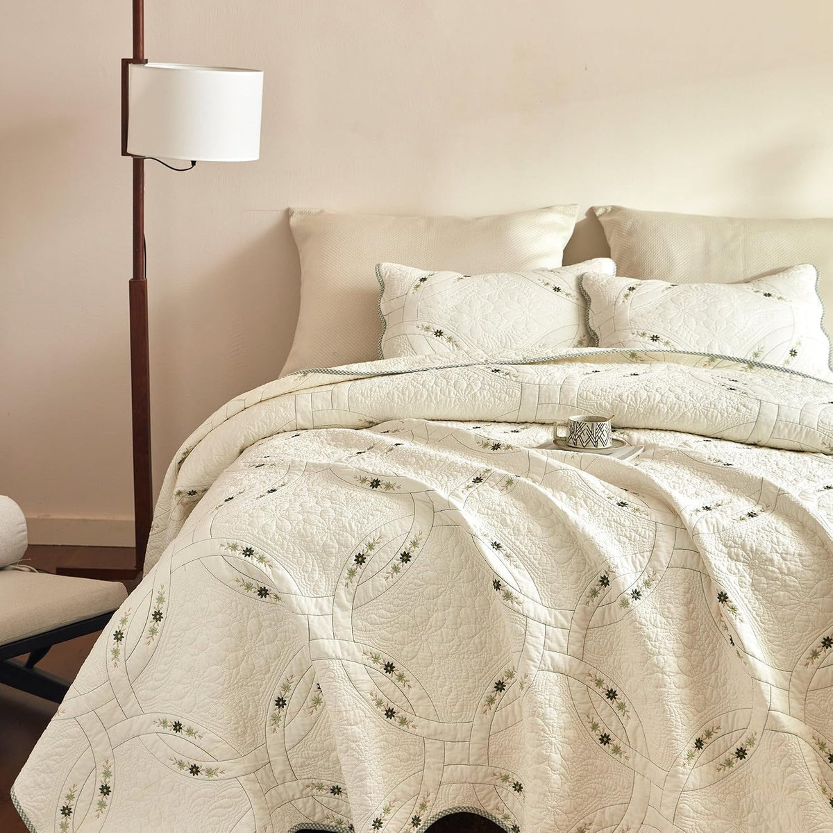 MarCielo 3Pcs Lightweight Cotton Quilt Bedspread Set – European Cottage Floral TC152