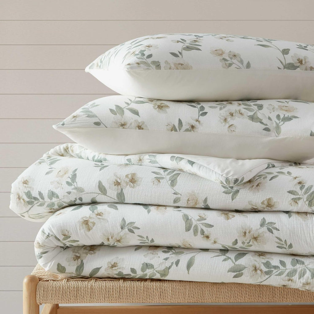 Martha Stewart - Twin Comforter Set, Soft Cotton with Crisp & Tailored Naturally Smooth Cotton Percale Reverse, 2 Piece Bed Set with Matching Pillowcase (Hazel Floral Beige)