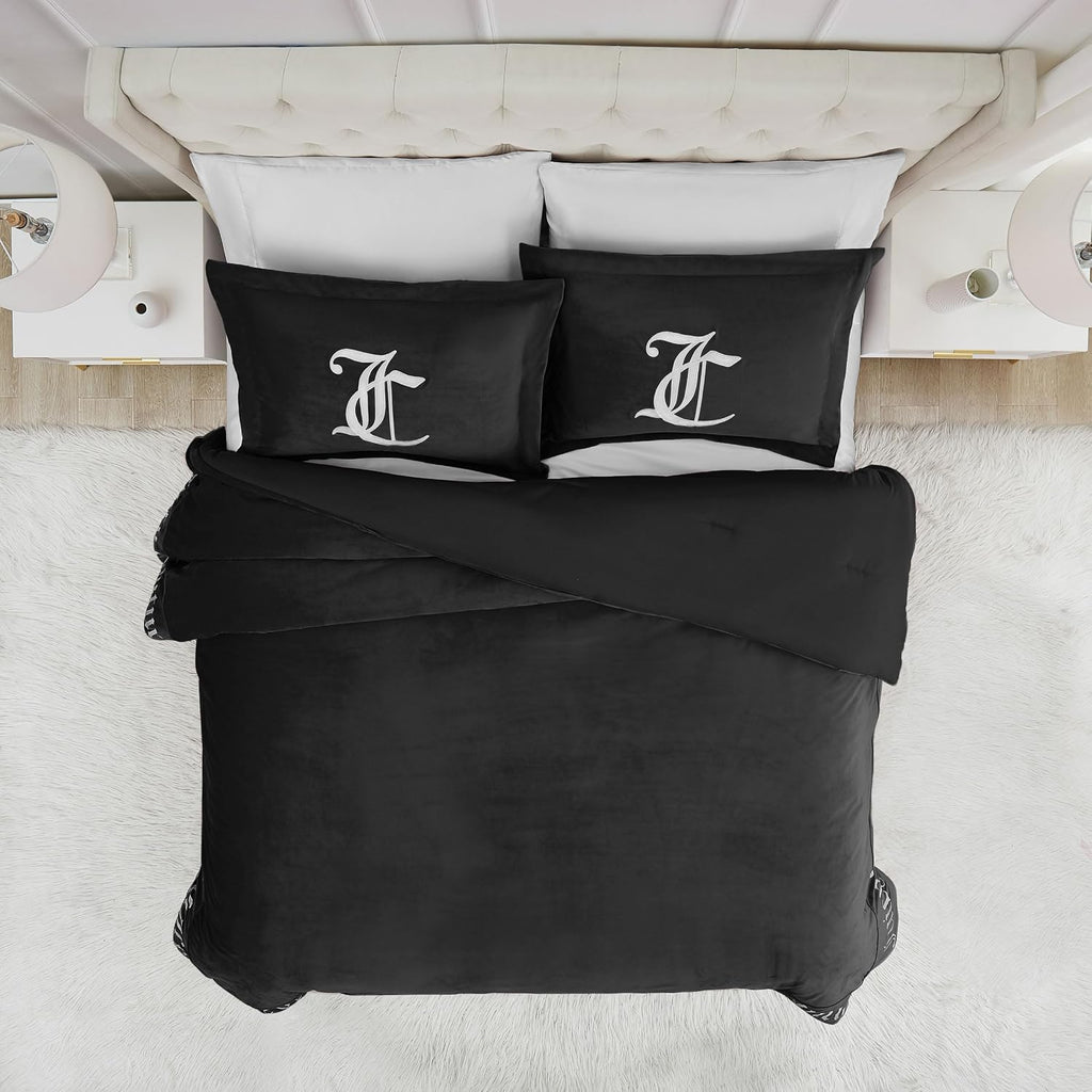 Juicy Couture - Comforter Set - Gothic Design Bedding - Twin/Twin XL - 2 Piece Set Includes (1) 90' x 68' Comforter and (1) 20' x 26' Sham - Wrinkle Resistant - Premium Bedroom Decor - Black