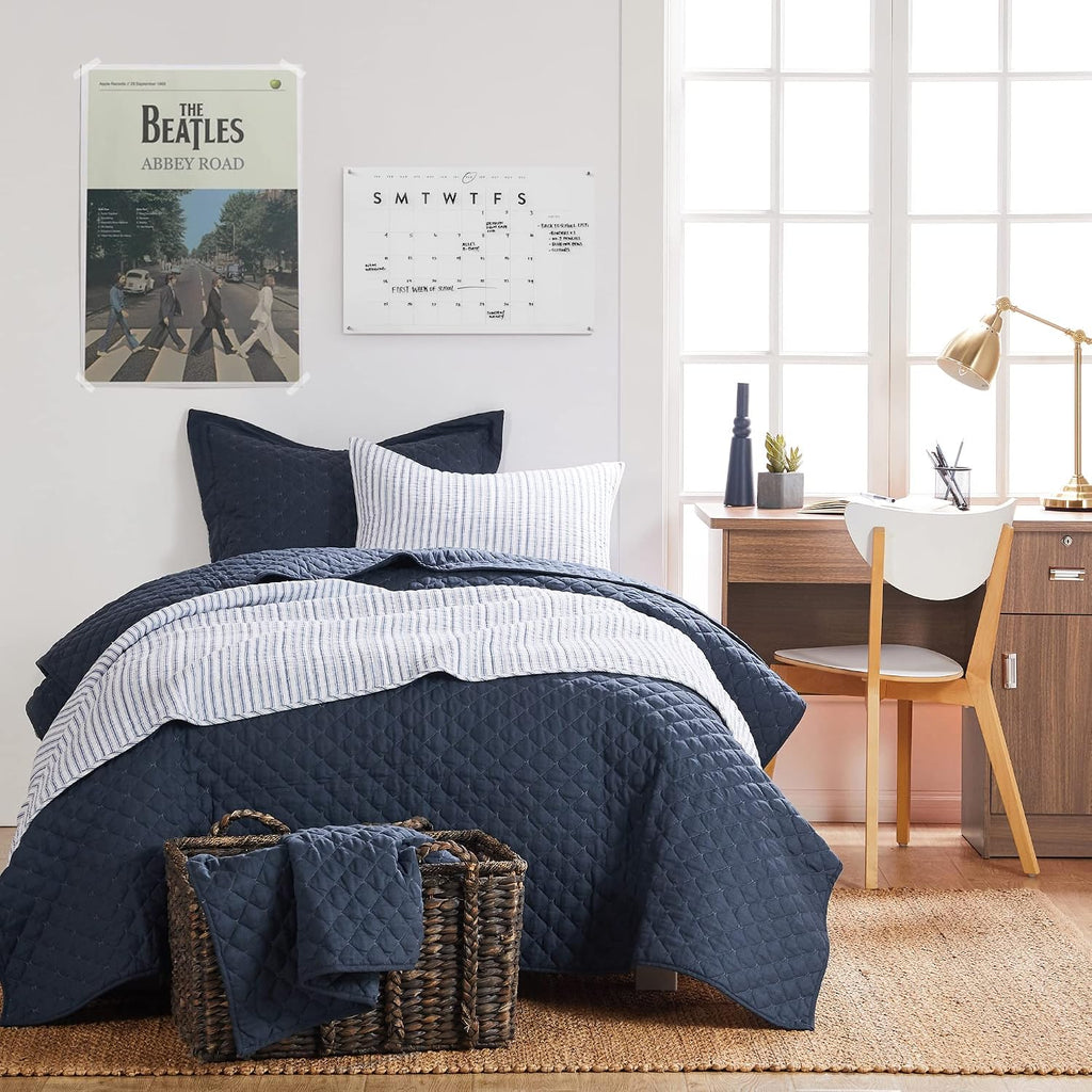 Levtex Home Tobago Stripe Blue Reversible Full/Queen Quilt Set (88x92in) and 2 Pillow Shams (26x20in) - Striped - Blue, White - Cotton Full/Queen Size Quilt Bedding Set - Lightweight, Soft, Pre-Washed