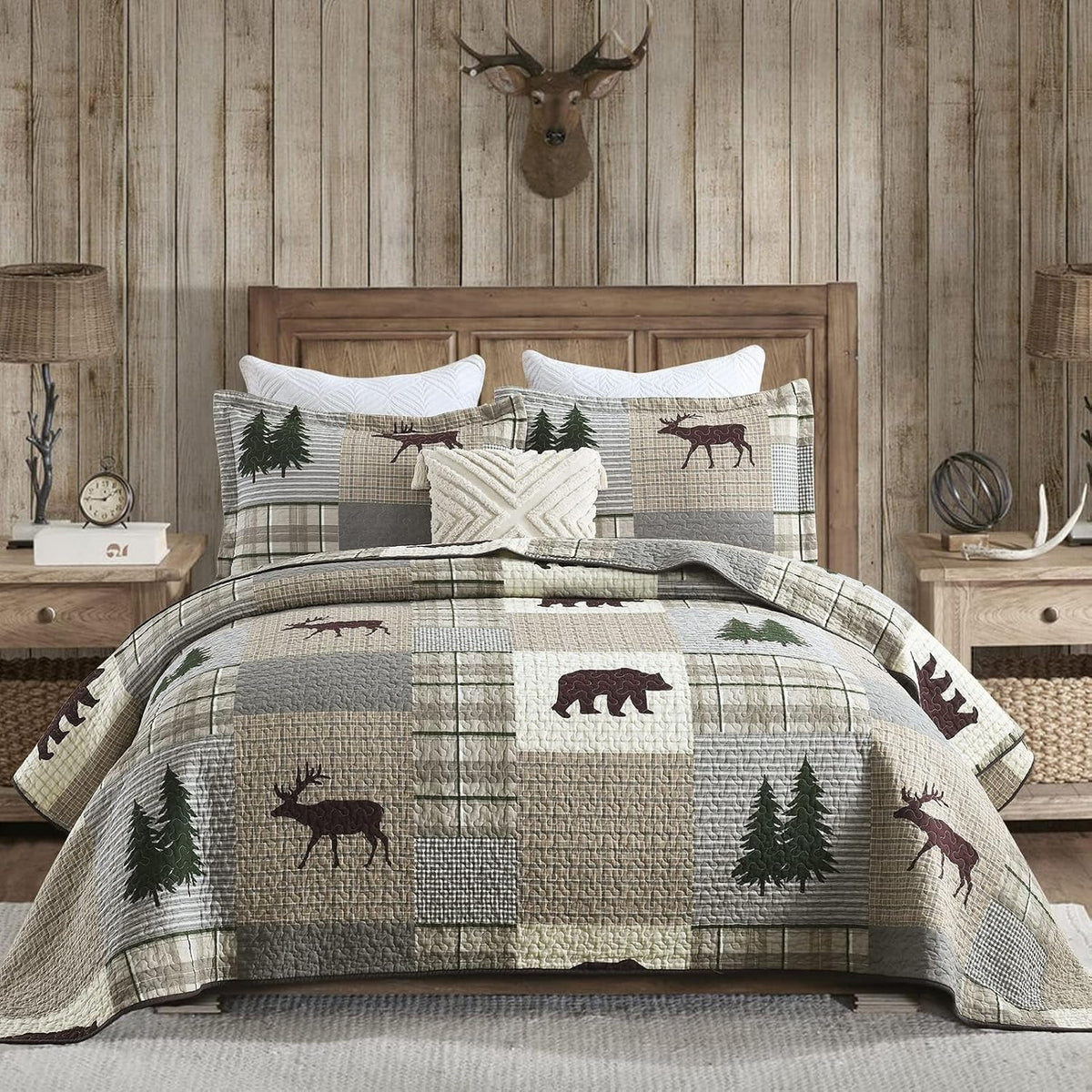 PERHOM Quilt King Size - 100% Cotton Lightweight Cabin Plaid King Quilt Bedding Set, Forest Tree Brown Bear Deer Patchwork Reversible Bedspread/Coverlet/Comforter Set with 2 Shams, 3PCS