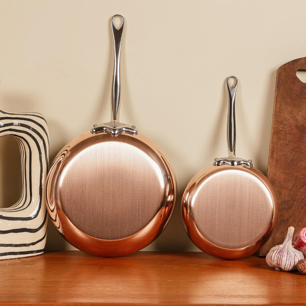 Mauviel M'Heritage 150 S 1.5mm Polished Copper & Stainless Steel Sauce Pan With Curved Lid And Cast Stainless Steel Handle, 1.2-qt, Made In France