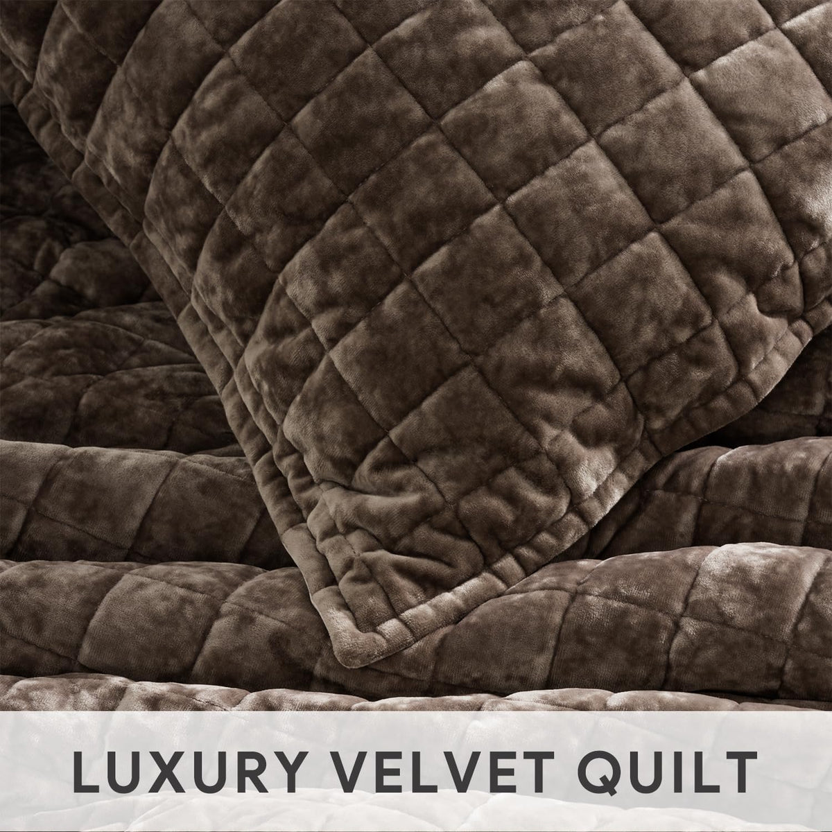 RECYCO Luxury Velvet Quilt Set, California King 118'' x 106'' Oversized Bedspread, Ultra Soft Velvet Comforter, Lightweight Box Stitch Bedding Sets for All Season, with 2 Shams, Walnut Brown