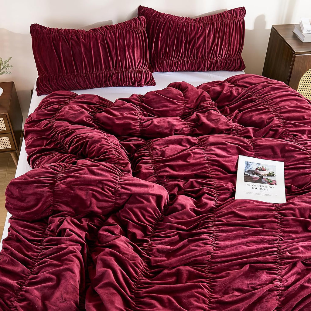 Bedbay Burgundy Velvet Queen Comforter Set,Boho Shabby Chic Ruched Bedding Comforter,Aesthetic Vintage Bedding Fluffy Ruffle Comforter Set,Ultra Soft Velvet Chenille Quilt Set,Red Full/Queen 3 Piece