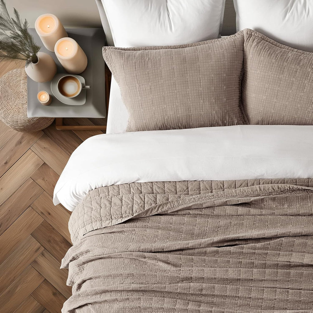 EVERGRACEHOME Stonewashed Cotton Quilt Set King Size, Ultra Soft Oversized Bedspread Coverlet Set, Lightweight Crinkle Box Stitch Bedding Sets for All Season, with 2 Shams, Truffle Taupe Brown