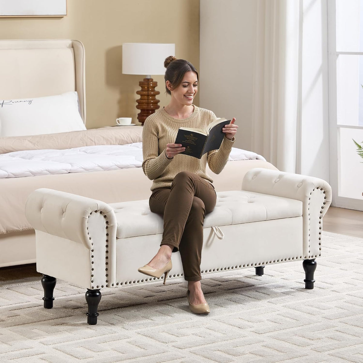 Storage Bench for Bedroom, 51' Upholstered End of Bed Bench, Velvet Queen Size Benches with Rolled Arms, Tufted Button Storage Long Ottoman, Living Room, Entryway, Beige