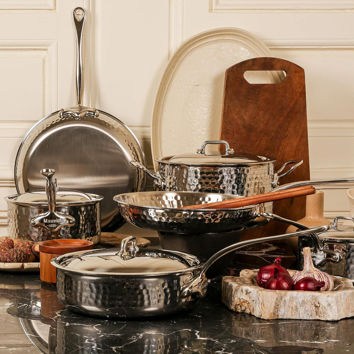 Mauviel M'Elite 5-Ply Hammered Polished Stainless Steel Chef Pan With Dome Lid, And Cast Stainless Steel Handles, 2.1-qt, Made in France