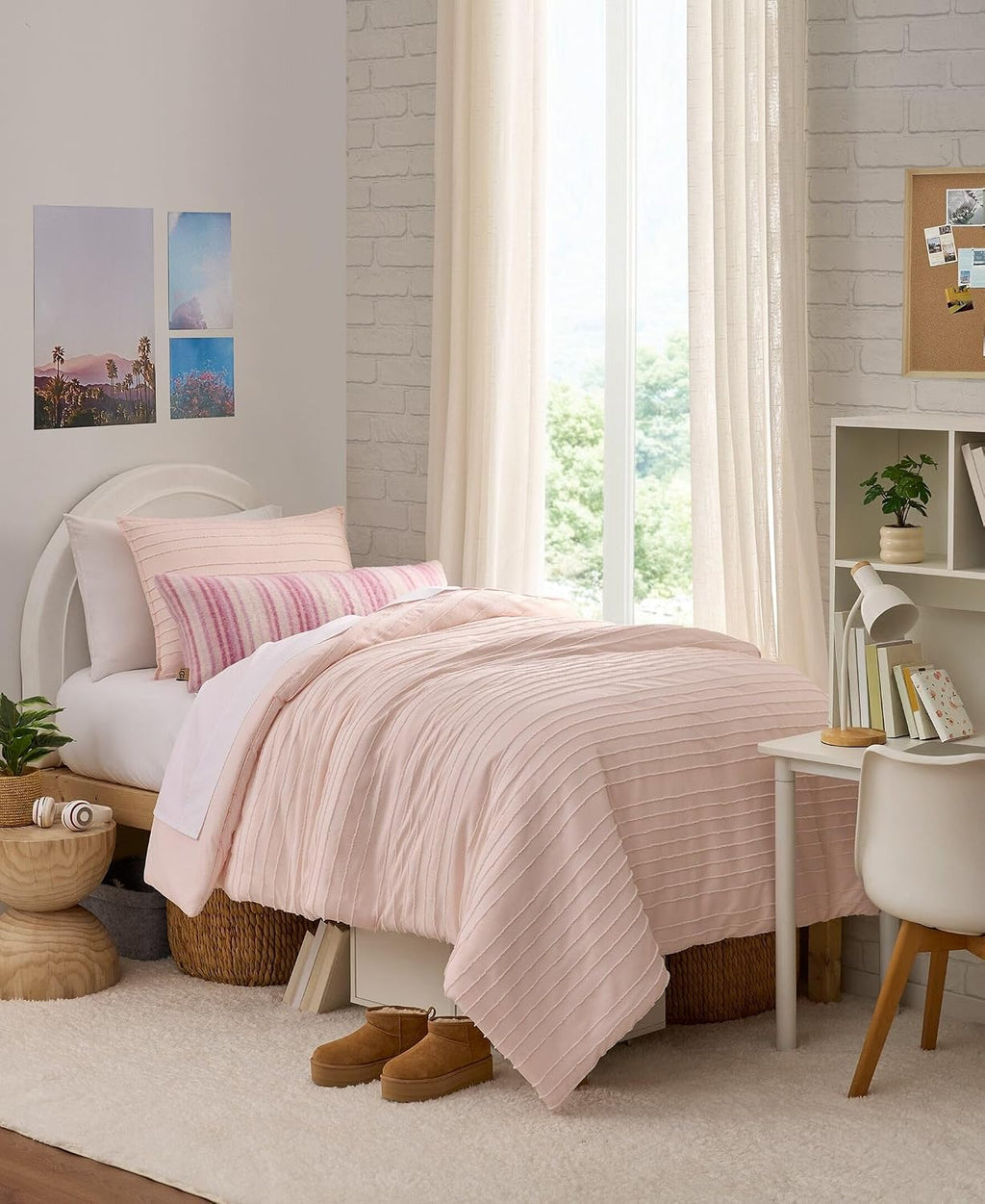 UGG Textured Twin Comforter Set - 2 Piece Striped Bedding Set with Pillow Sham – Luxurious and Cozy Reversible Light Pink Bed Set for Bedroom & Dorm (Twin/Twin XL)