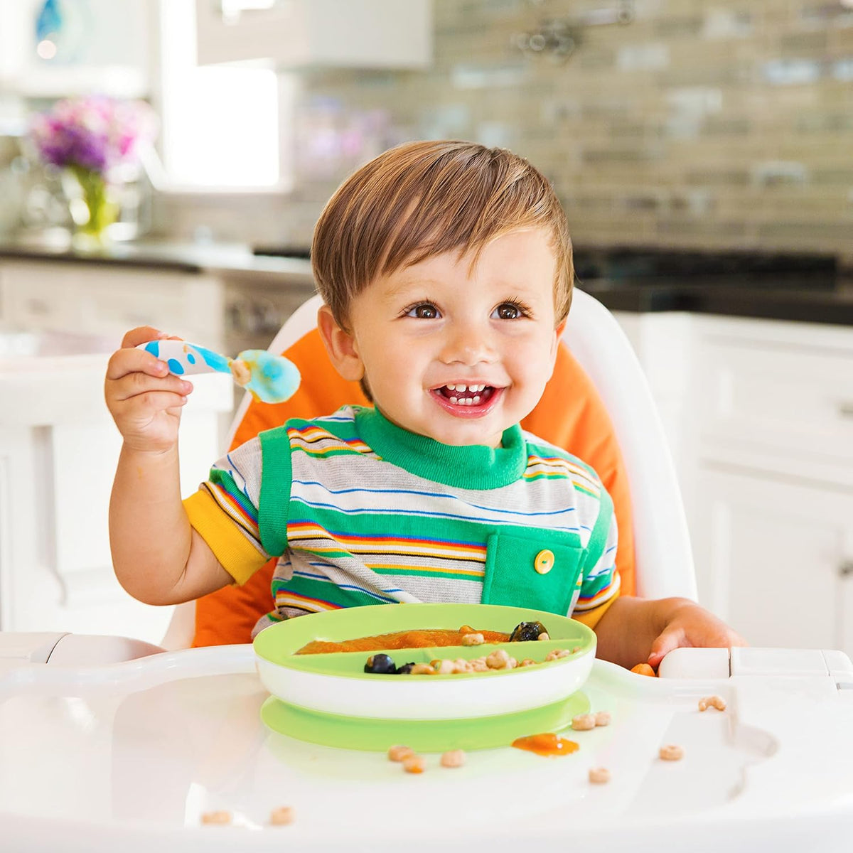 Munchkin Stay Put Suction Plates for Baby and Toddler,3 Divided Sections,Blue/Green,(Pack of 9)
