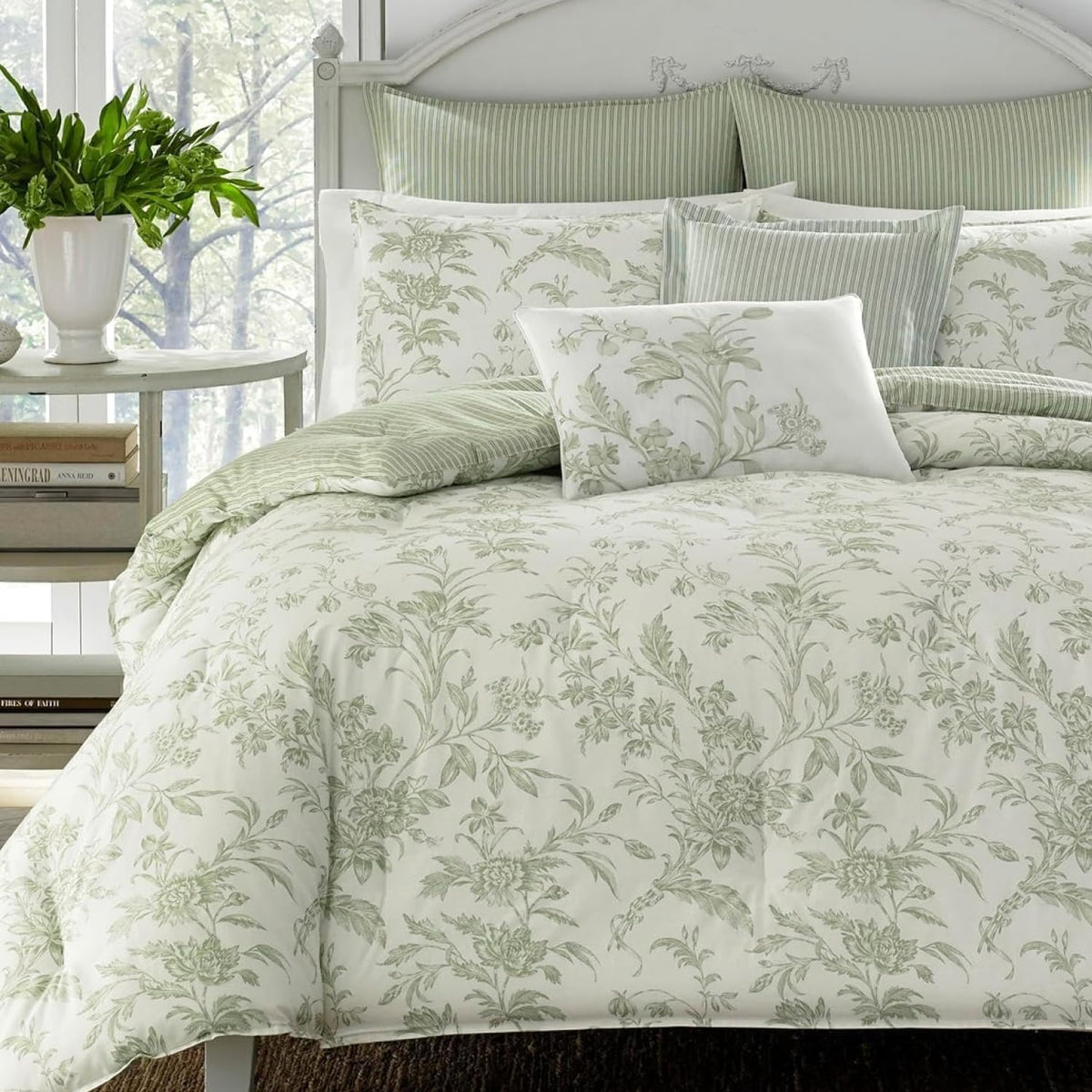 Laura Ashley - Queen Size Bonus Comforter Set, Reversible Cotton Bedding, Includes Matching Shams with Bonus Euro Shams & Throw Pillows (Natalie Green)
