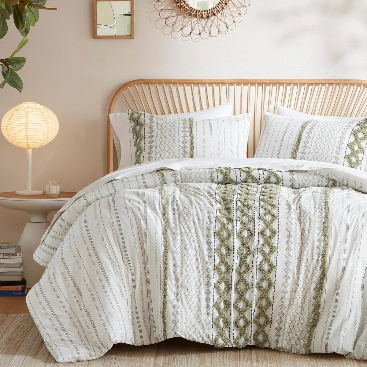 Ink+Ivy Queen Comforter Set, Boho Comforters, Breathable Cotton Bed Set, All Season Modern Chenille Tufted Comforter with Farmhouse Bedding Flare, Gifts for Woman, Sage/Ivory 3 Piece