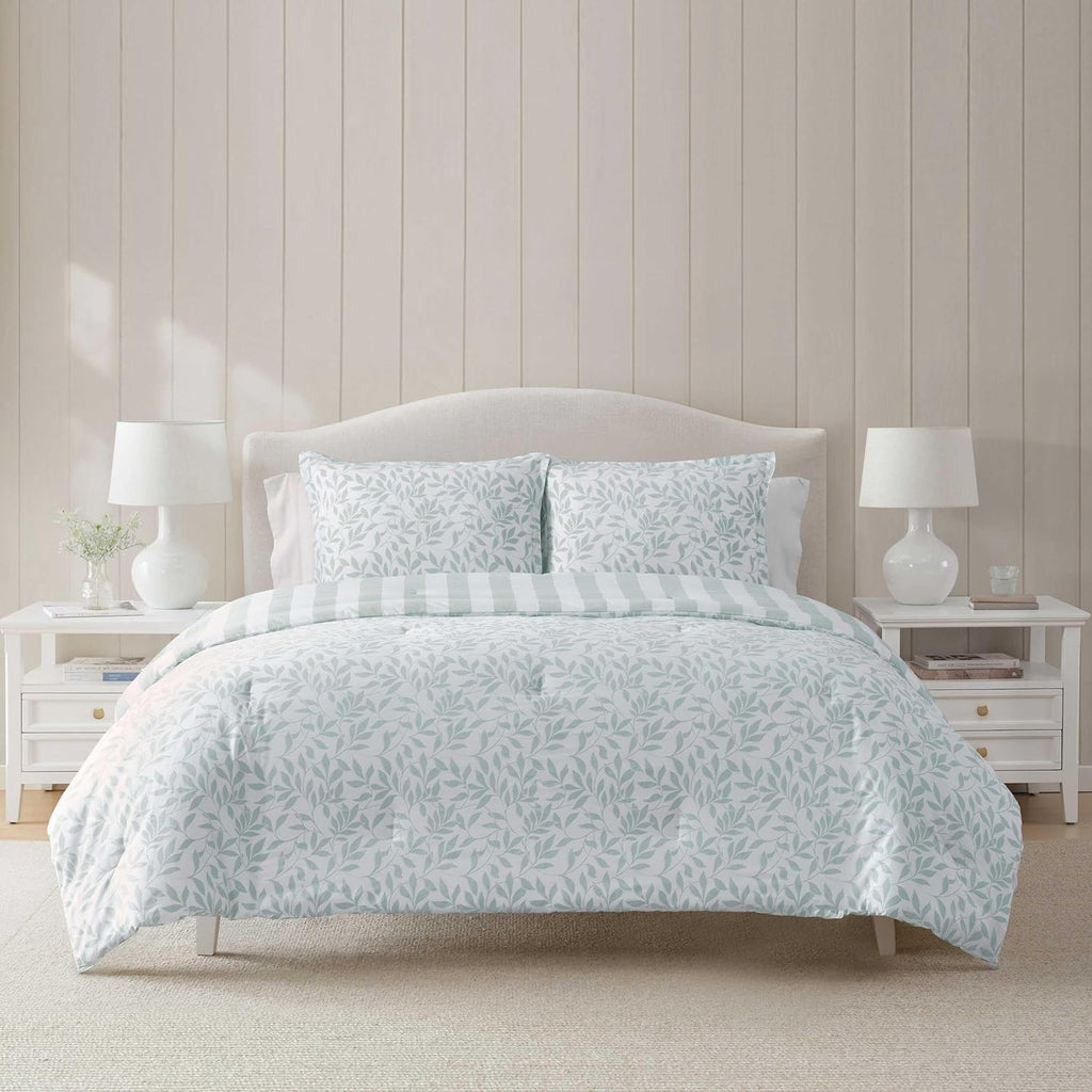 Martha Stewart - Queen Comforter Set, 100% Naturally Soft & Breathable Cotton Bedding, Lightweight for Year Round Comfort, 3 Piece Bed Set with Matching Pillowcases (Copper Vines Blue)