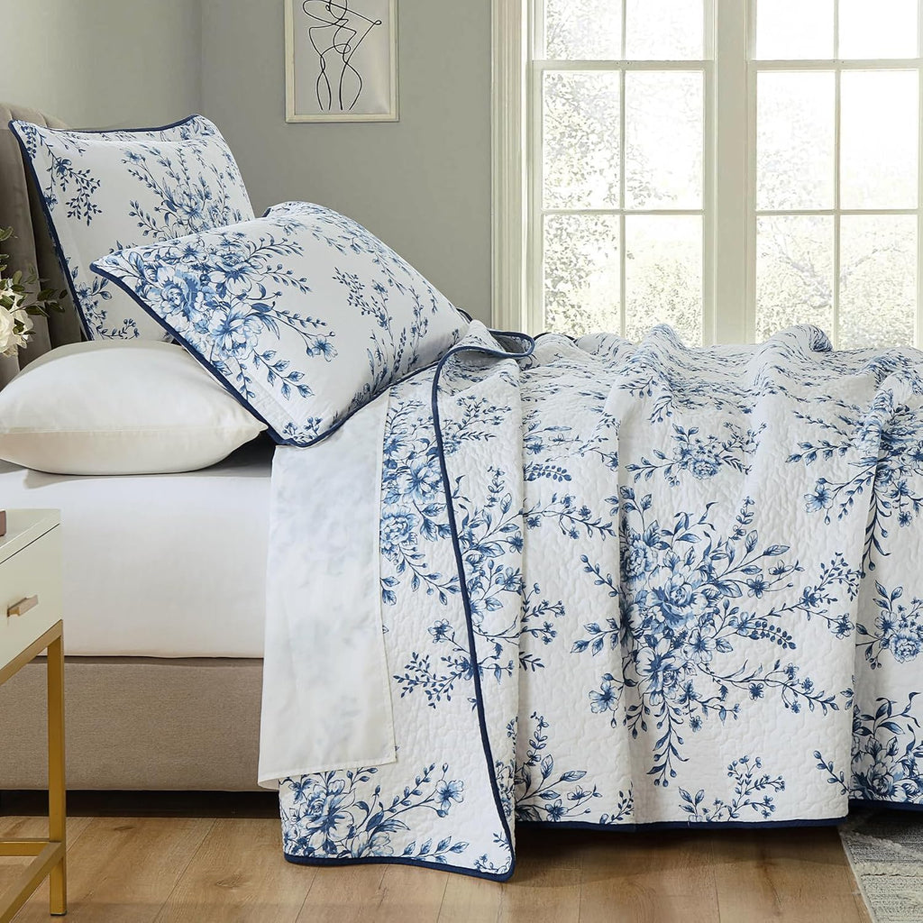 Finlonte Quilt King Size 100% Cotton Lightweight Soft King Quilt Vintage Botanical Quilted Bedspread White Blue Floral Reversible Quilt Bedding Set 3 Pieces
