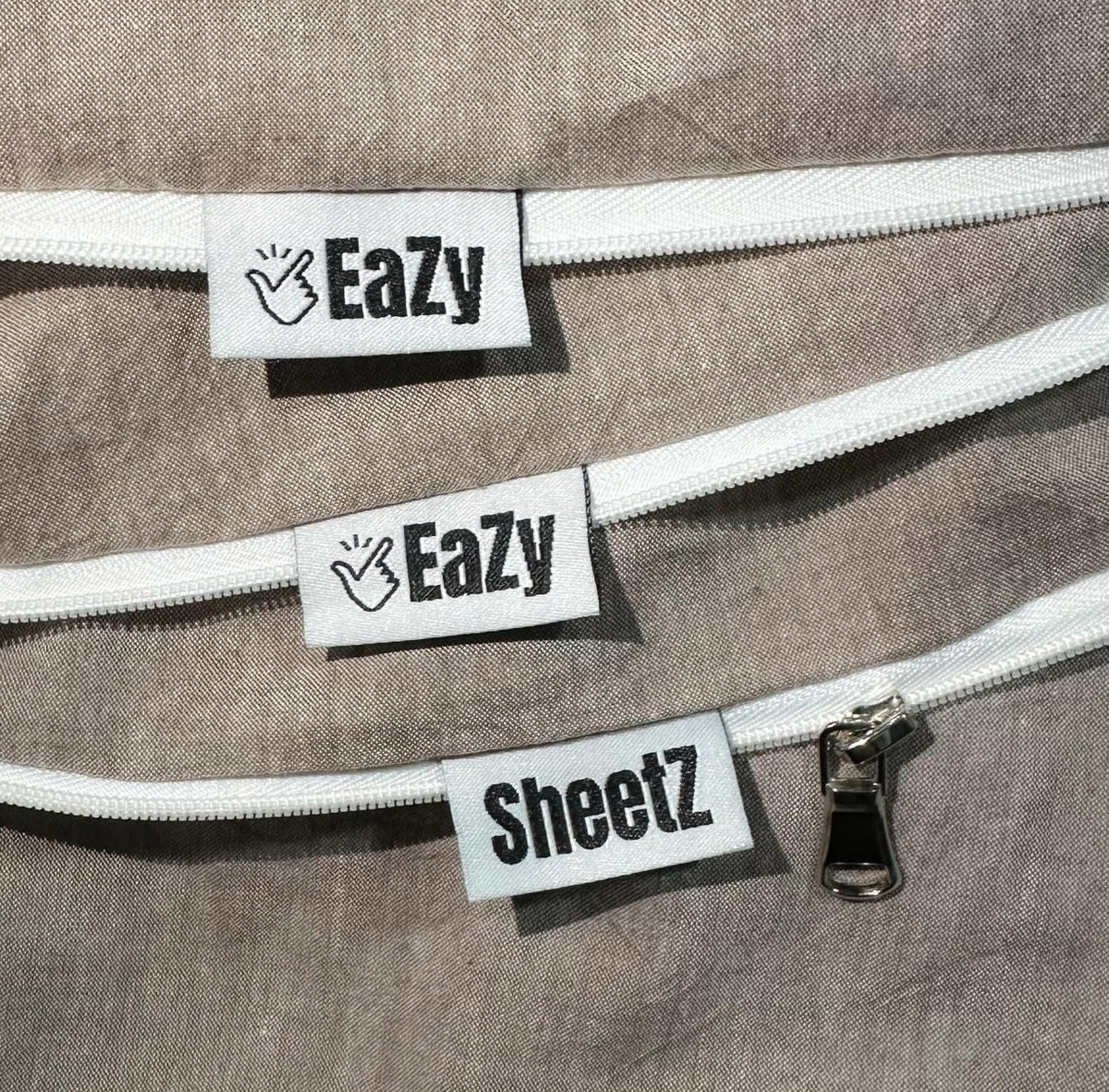 Eazy Sheetz®: Fitted Sheets That Won't Pop Off | Zipper Sheets, Stay-On Sheets, Fitted Zipper Sheets, Zip On Sheet Design (Coffee) Crisp Cotton - Queen Short 60X74X12 (11-13 inch Depth) SHQ12C