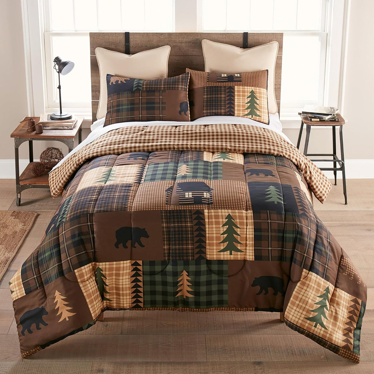 Donna Sharp Brown Bear Cabin-King Comforter Set, Measures 104 x 96, Includes 1 Comforter and 2 King Shams, Machine Washable