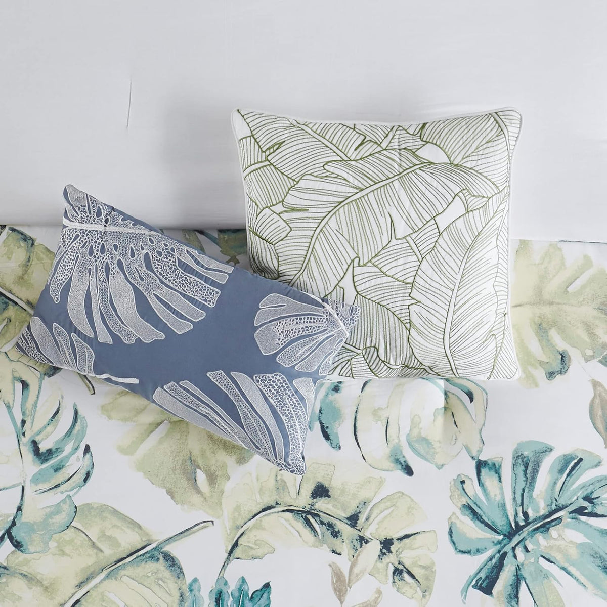 Harbor House Cozy Cotton Comforter Set - Coastal, All Season Down Alternative Casual Bedding with Matching Shams, Decorative Pillows, Lorelai, Monstera Leaf Green Queen(92'x96') 6 Piece