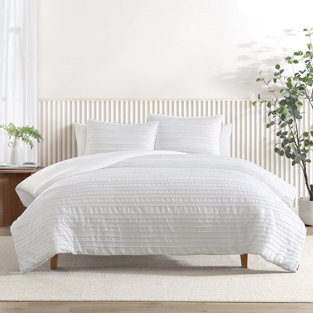 UGG Textured Queen Comforter Set - 3 Piece Striped Reversible Queen Bedding Set with Pillow Shams, Stylish Soft & Luxurious White Bed Set for Home & Bedroom (Full/Queen)