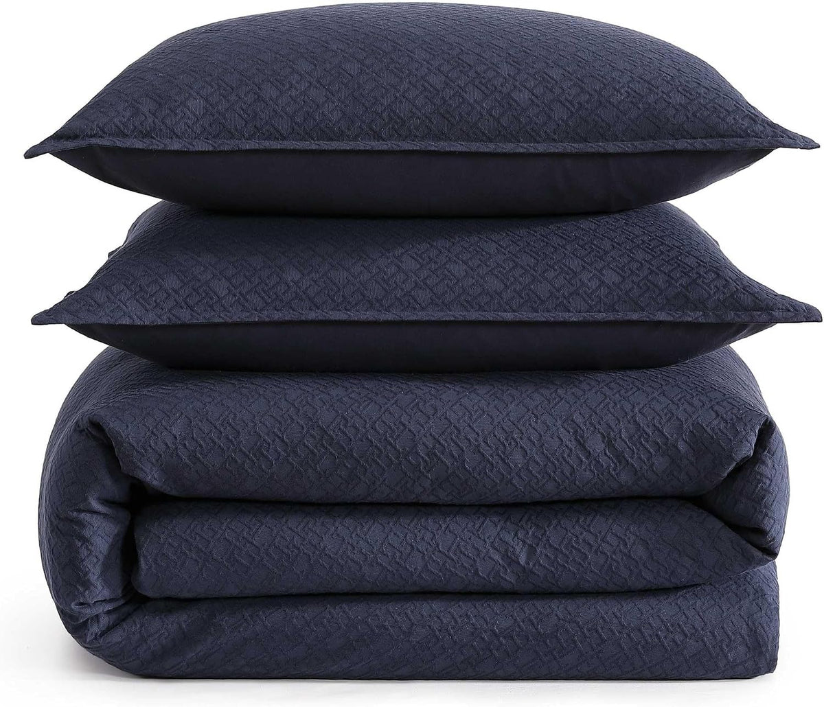 Tommy Hilfiger - Comforter Set, Luxuriously Soft Cotton Matelassé Bedding with Matching Shams, Textured Design (Monogram Navy, King)