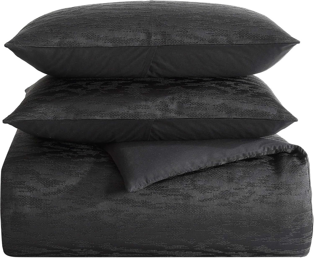 Vera Wang - King Comforter Set, Luxury Bedding Set with Matching Shams, Chic Room Essentials (Illusion Black, King)